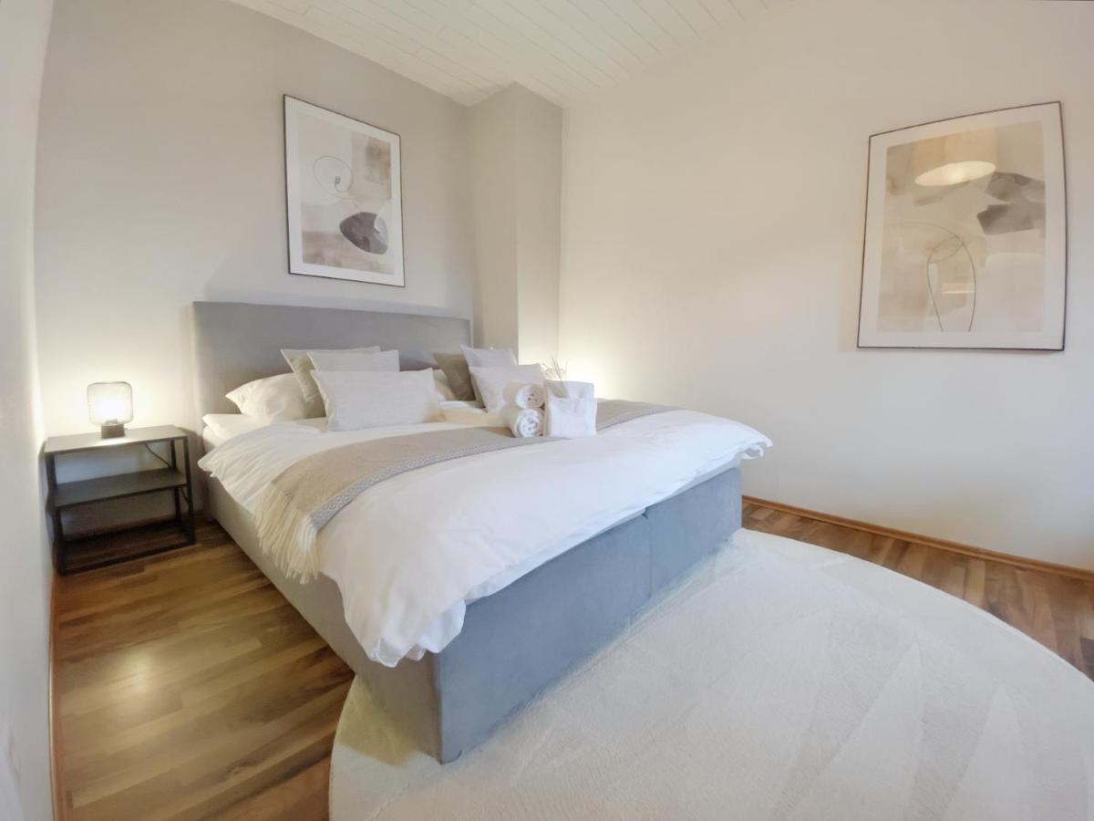 Milpau Recklinghausen1 - Modernes Und Zentrales Premium-Apartment Mit Queensize-Bett, Netflix, Nespresso, Smart-Tv Und Privatparkplatz Exterior foto